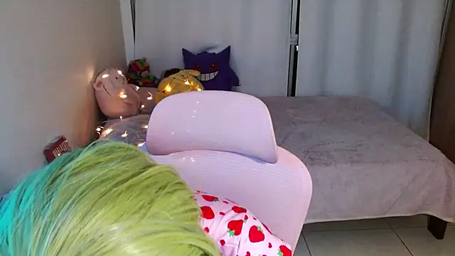 mily milk  online show from February 27, 2025, 8:24 am