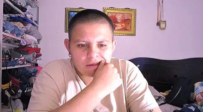 Snapshot of tatsumi_nao chatting on February 12, 2025, 8:50 pm tatsumi nao online show from February 12, 2025, 8:50 pm