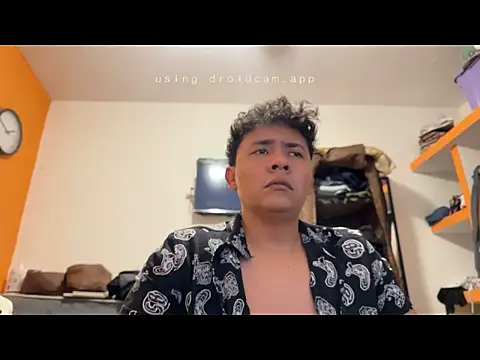 Parejasumisa27 online show from January 19, 2026, 2:37 am