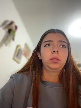 Snapshot of Cloew_Marz chatting on November 7, 2025, 8:02 pm Cloew Marz online show from November 7, 2025, 8:02 pm