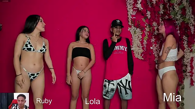 Snapshot of Extreme_dirty_paradise chatting on November 26, 2025, 4:34 am Extreme dirty paradise online show from November 26, 2025, 4:34 am