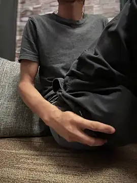 Snapshot of zeck80 chatting on December 28, 2024, 7:54 pm zeck80 online show from December 28, 2024, 7:54 pm