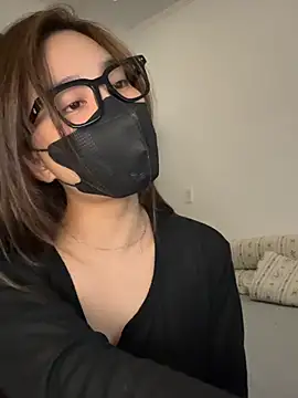 Lilisa miu online show from February 28, 2026, 4:28 pm