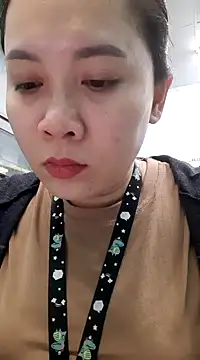 Snapshot of Benlla2802 chatting on December 10, 2024, 6:28 pm Benlla2802 online show from December 10, 2024, 6:28 pm