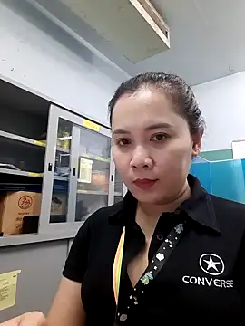 Snapshot of Benlla2802 chatting on December 14, 2024, 4:08 pm Benlla2802 online show from December 14, 2024, 4:08 pm