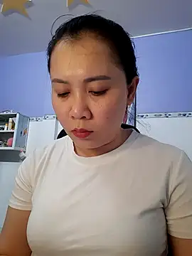 Snapshot of Benlla2802 chatting on December 11, 2024, 4:09 pm Benlla2802 online show from December 11, 2024, 4:09 pm