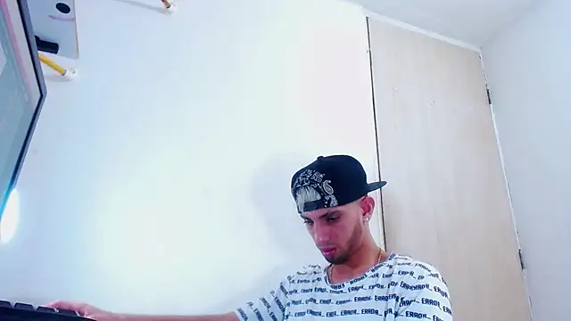 Gregory hard online show from November 9, 2025, 5:44 am