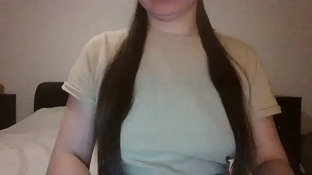 Snapshot of VanesaJewelz chatting on March 3, 2025, 7:49 pm VanesaJewelz online show from March 3, 2025, 7:49 pm