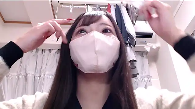  chanMOMO  online show from March 3, 2025, 3:00 pm