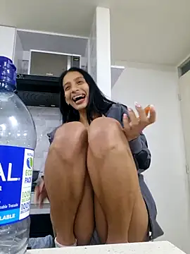 lily sk online show from March 9, 2025, 11:56 pm