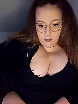 Snapshot of _Julie_x chatting on October 11, 2025, 6:47 am Julie x online show from October 11, 2025, 6:47 am