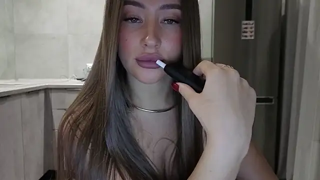 Snapshot of Cinderella____ chatting on November 24, 2025, 9:15 pm Cinderella online show from November 24, 2025, 9:15 pm