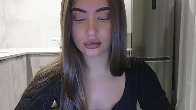 Snapshot of Cinderella____ chatting on February 14, 2025, 3:47 pm Cinderella online show from February 14, 2025, 3:47 pm