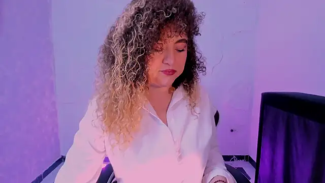 Snapshot of Kateryn_ chatting on November 21, 2025, 5:23 pm Kateryn online show from November 21, 2025, 5:23 pm