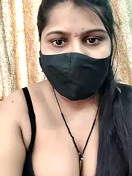 Snapshot of Hotty-simran chatting on October 7, 2025, 4:57 am Hotty-simran online show from October 7, 2025, 4:57 am
