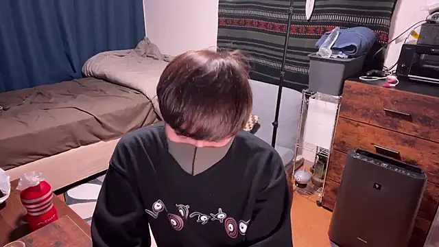 Snapshot of poketkuma chatting on December 4, 2025, 2:05 pm poketkuma online show from December 4, 2025, 2:05 pm