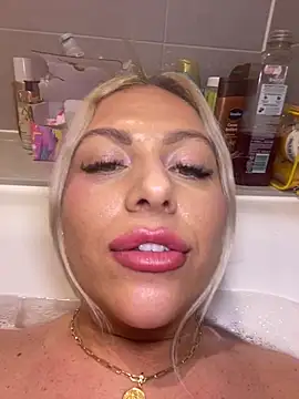 Arabellalee23 online show from January 16, 2026, 7:18 pm