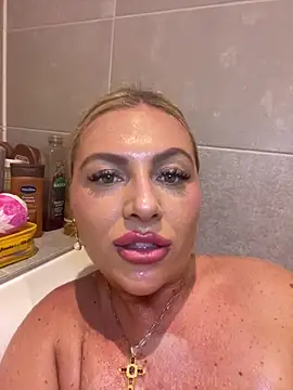 Arabellalee23 online show from January 18, 2026, 6:11 pm