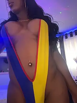 Snapshot of touchm_cockhard chatting on November 19, 2025, 12:05 pm touchm cockhard online show from November 19, 2025, 12:05 pm