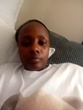 Snapshot of Miss_Amani chatting on October 19, 2025, 12:08 pm Miss Amani online show from October 19, 2025, 12:08 pm