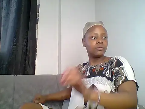 Snapshot of Miss_Amani chatting on April 12, 2026, 11:57 am Miss Amani online show from April 12, 2026, 11:57 am