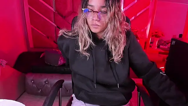 Olivia Fox69 online show from February 14, 2026, 4:13 am