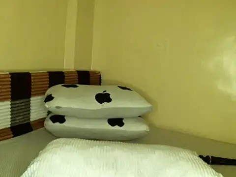 Sharmybabe online show from March 14, 2026, 3:18 pm