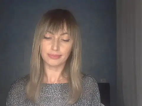 EffectMaya online show from October 7, 2025, 5:36 pm