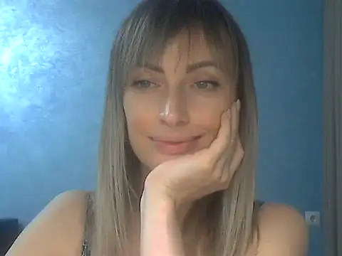 EffectMaya online show from April 11, 2026, 6:11 pm