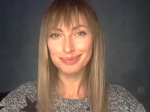 EffectMaya online show from February 11, 2026, 7:14 pm