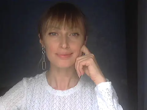 EffectMaya online show from April 9, 2026, 3:51 pm