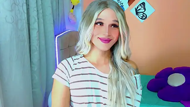 Snapshot of TaylorMon chatting on October 28, 2025, 1:17 am TaylorMon online show from October 28, 2025, 1:17 am