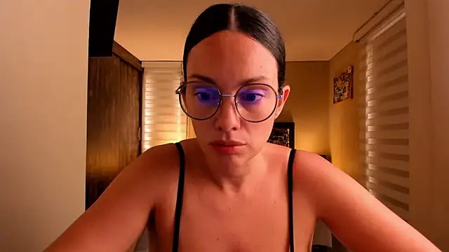 anabel 025 online show from January 8, 2026, 12:44 pm