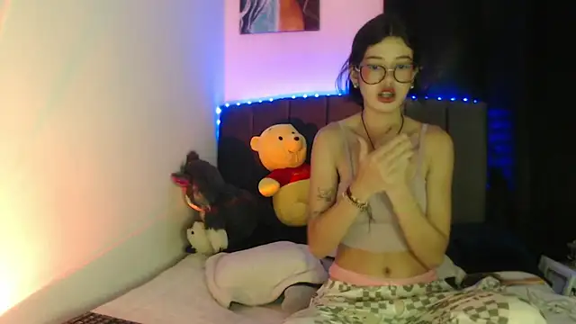 ily bea online show from April 12, 2026, 1:20 am