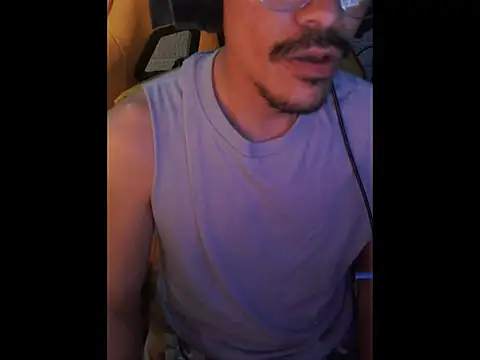 cloudyth1994 online show from February 7, 2026, 9:12 pm