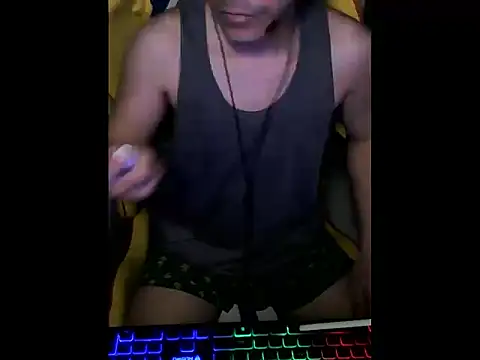 cloudyth1994 online show from March 4, 2025, 5:24 pm