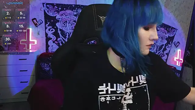 Snapshot of little_Elika chatting on March 7, 2025, 9:17 pm little Elika online show from March 7, 2025, 9:17 pm