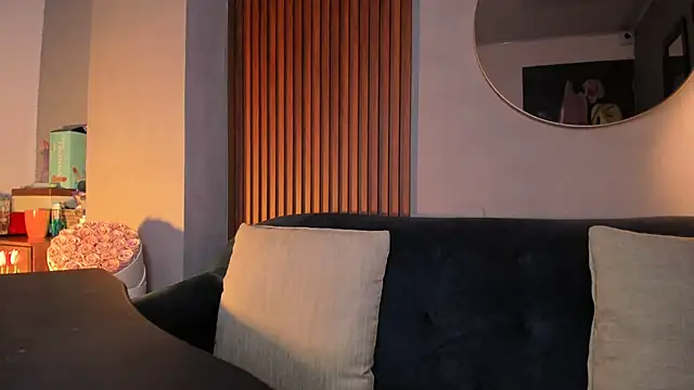 Snapshot of rose_xd chatting on November 7, 2025, 8:57 pm rose xd online show from November 7, 2025, 8:57 pm