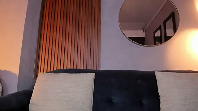 Snapshot of rose_xd chatting on November 11, 2025, 9:42 pm rose xd online show from November 11, 2025, 9:42 pm