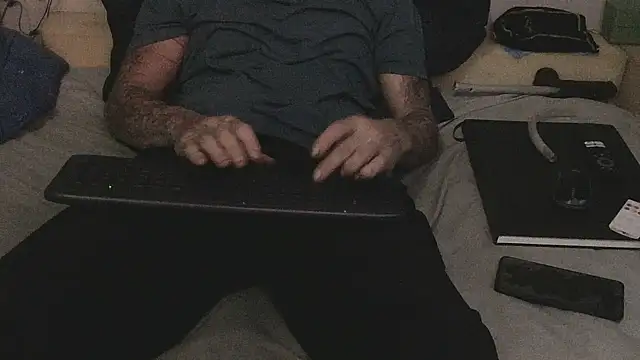 TheOneYouLove69 online show from December 22, 2025, 7:30 am