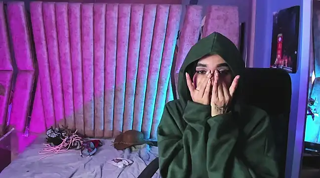 Snapshot of Jasmin_Skinny chatting on March 6, 2025, 9:36 am Jasmin Skinny online show from March 6, 2025, 9:36 am