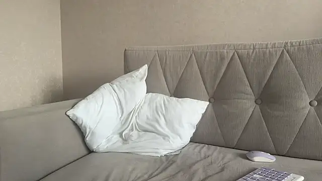 weshycouple online show from May 26, 2026, 3:04 am