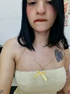 Calypso226 online show from April 15, 2026, 10:21 pm