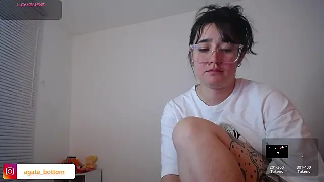 NewAgatha Bolton online show from February 12, 2026, 11:26 pm