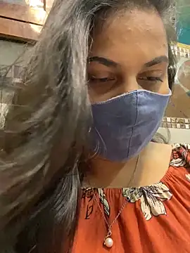 HaaniKaur online show from January 11, 2025, 4:46 pm