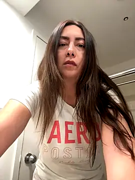 xLadyScarlettx online show from December 4, 2025, 4:11 am