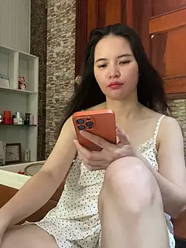 Snapshot of LiLi-Kirix99 chatting on July 18, 2026, 6:55 am LiLi-Kirix99 online show from July 18, 2026, 6:55 am