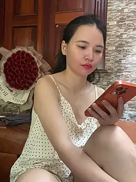 Snapshot of LiLi-Kirix99 chatting on July 19, 2026, 7:06 am LiLi-Kirix99 online show from July 19, 2026, 7:06 am