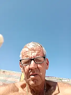 Snapshot of Freddy1962 chatting on January 5, 2025, 9:15 am Freddy1962 online show from January 5, 2025, 9:15 am