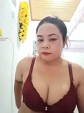 Snapshot of Sexy-bigtits2024 chatting on December 14, 2024, 1:59 pm Sexy-bigtits2024 online show from December 14, 2024, 1:59 pm